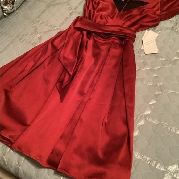 CHETTA B~RED FIT & FLARE DRESS~SIZE 12~NWT - Picture 10 of 11